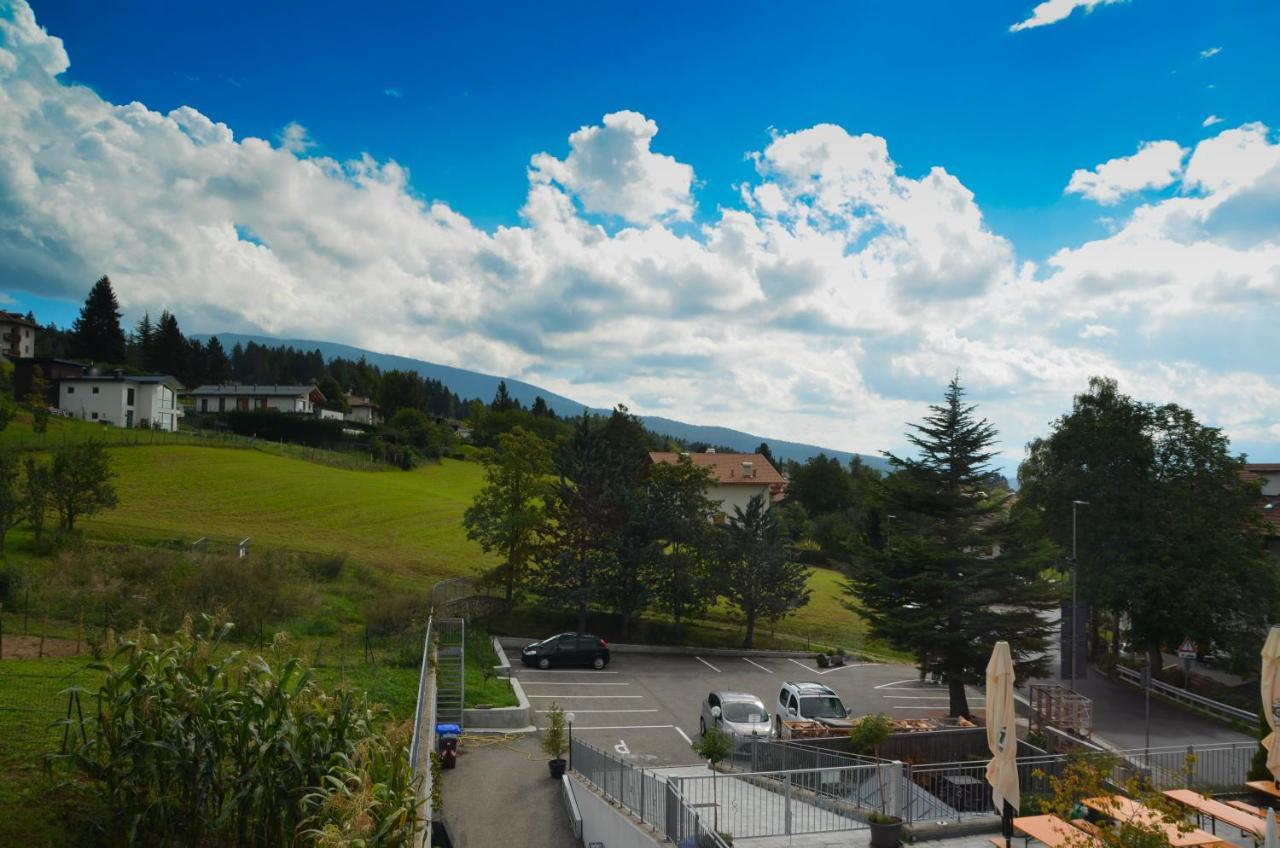 Hotel Villa Argentina Ronzone Luaran gambar